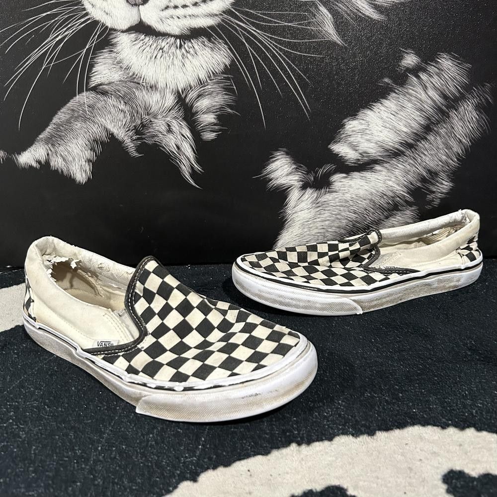 Vans VN000EYEBWW Athletic Sneaker Unisex M8/W9.5 White Checkerboard Skateboard